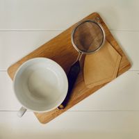 Kaffeefilter, Schale und Sieb